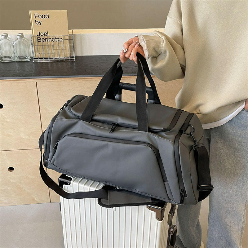 Waterproof oxford travel bag.