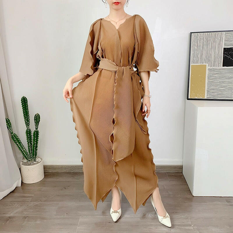 Fashion Pleated Dress For Women V-neck Half Sleeves Loose Belt Dresses.