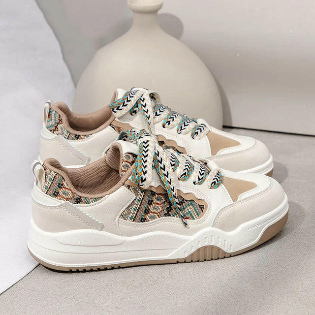 Fashion Women's Shoes Spring Casual Thick Sole Designer Sneakers Girls Breathable Lace-up Colorful Ladies Shoes Women Sneakers.