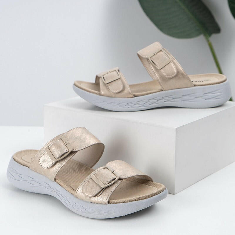 Thick-Soled Women's Caligae Beach Shoes.