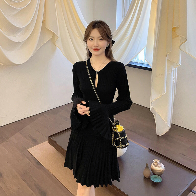 Korean Fashion Dresses for Women Autumn Winter Elegant Flare Sleeve Black Knit Wool Dress  High Quality Vestidos.