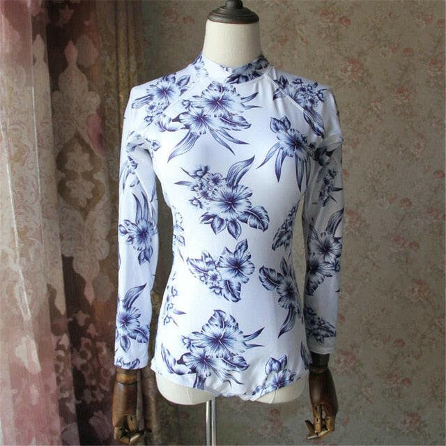 Long Sleeves Rash Guard Women Surf Swimwear Floral One Piece Swimsuit For Diving UV Swimming.