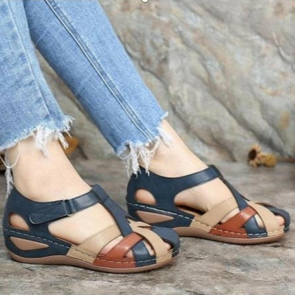 Summer Retro Women's Sandals Car Line Light Soft Bottom Large Size Cross Buckle Round Toe Comfortable Wedge Sandals Ladies Sandals.