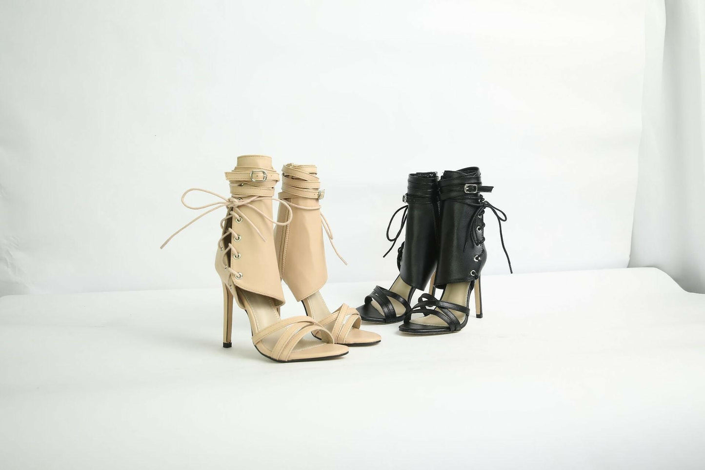 New high heel strap belt buckle sandals Roman shoes sandals.