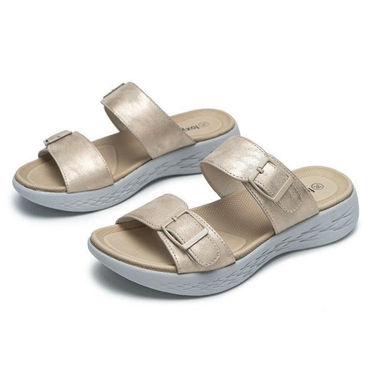 Thick-Soled Women's Caligae Beach Shoes.