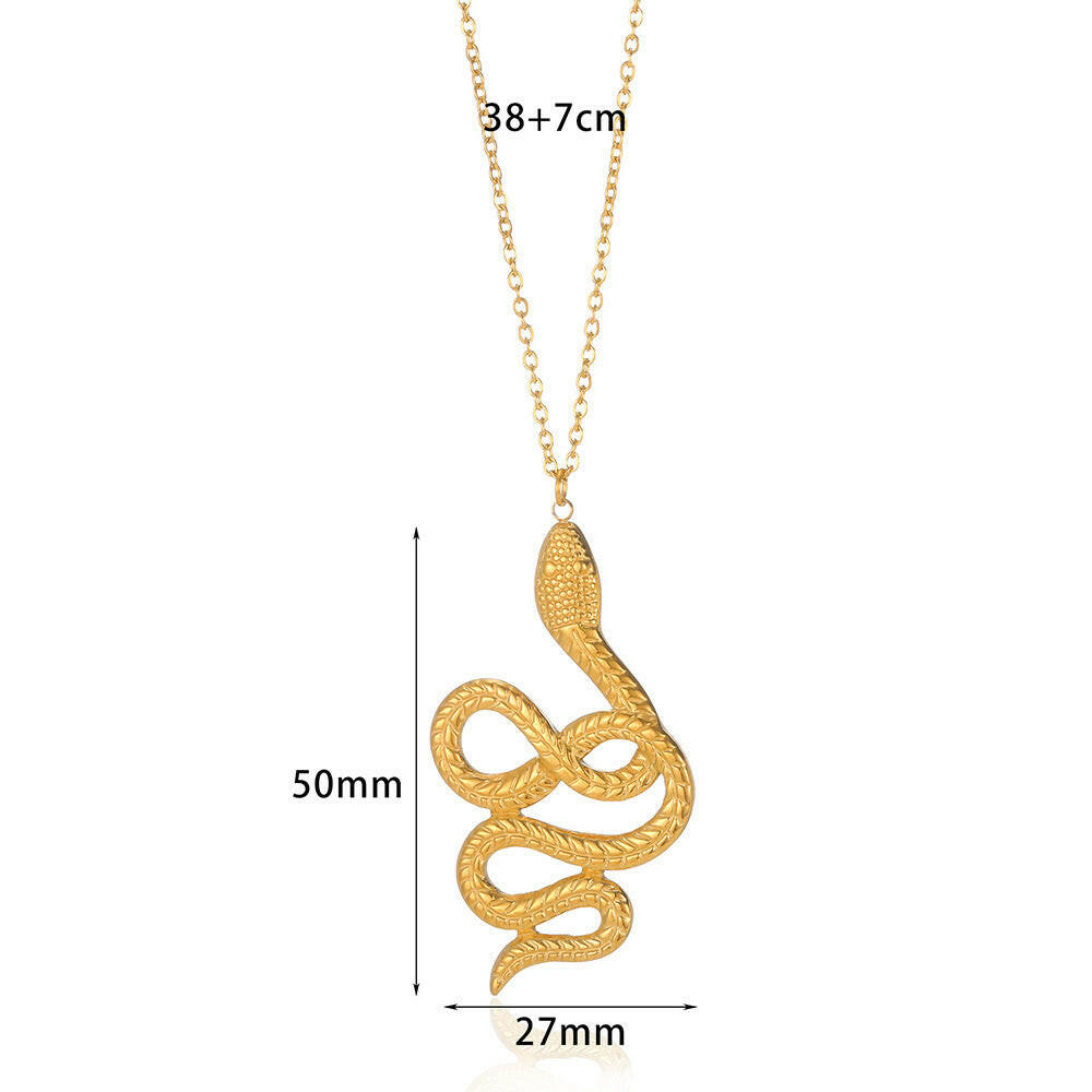 Spirit Snake Pendant – Retro Personalized Necklace for Women.