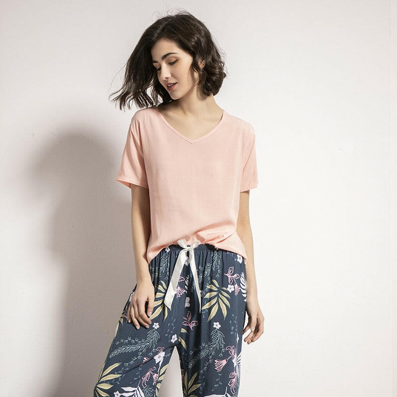 Floral Printed Women's Pajama Set.