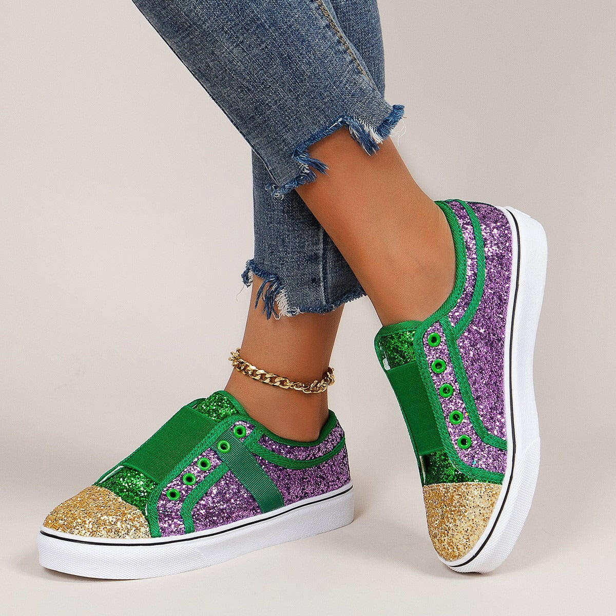 Large Size Canvas Low-Top Shallow Mouth Sequin Shoes.