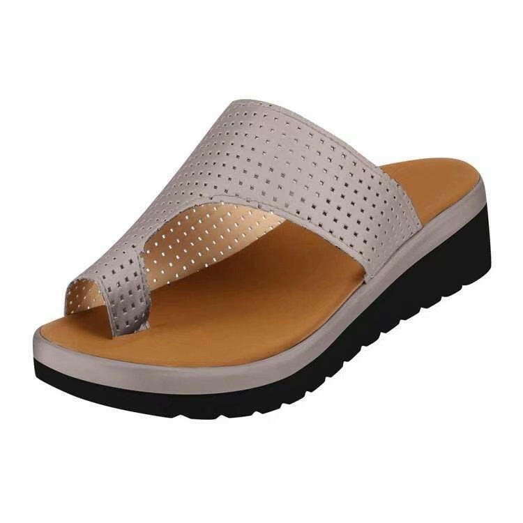 Round Toe Pullover Sandals Versatile Flat Bottom Beach Sandals For Women.