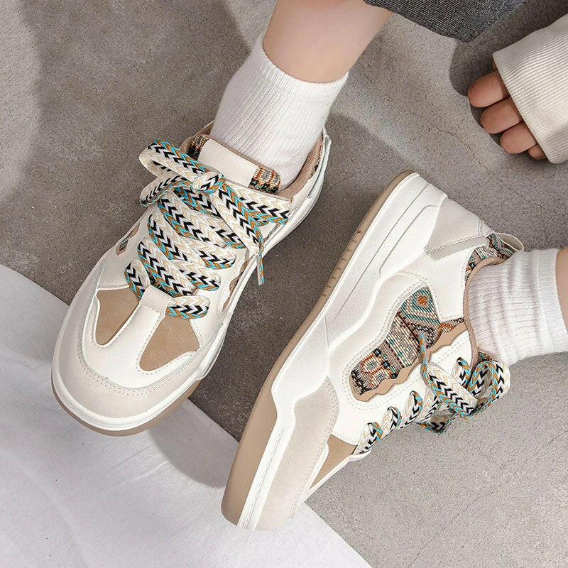 Fashion Women's Shoes Spring Casual Thick Sole Designer Sneakers Girls Breathable Lace-up Colorful Ladies Shoes Women Sneakers.