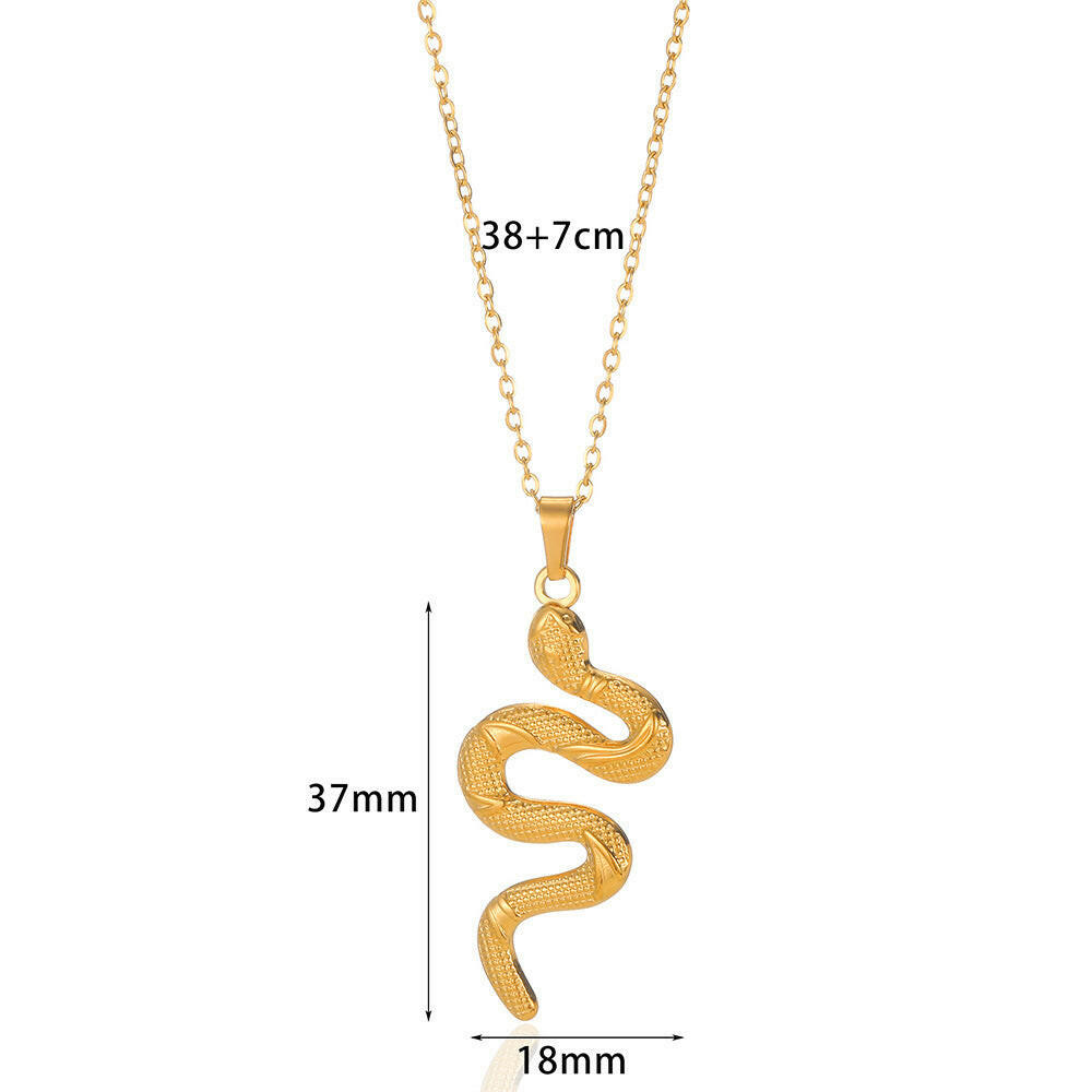 Spirit Snake Pendant – Retro Personalized Necklace for Women.