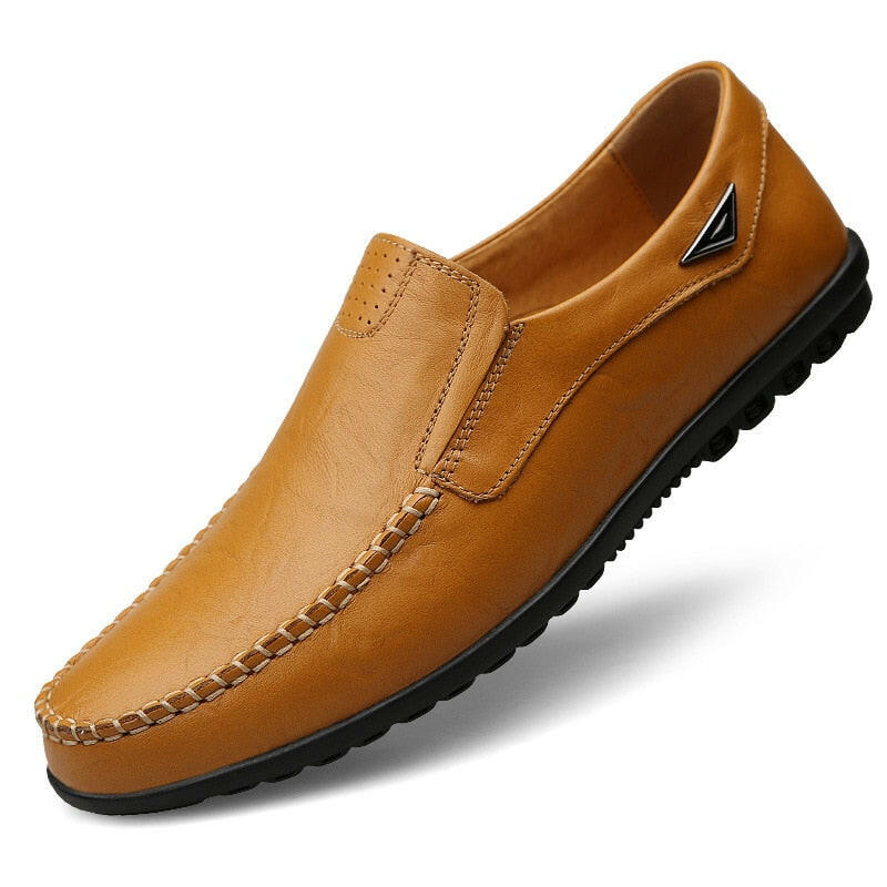 Genuine Leather Men's Moccasin Shoes – Breathable Italian Loafers for Casual Comfort.