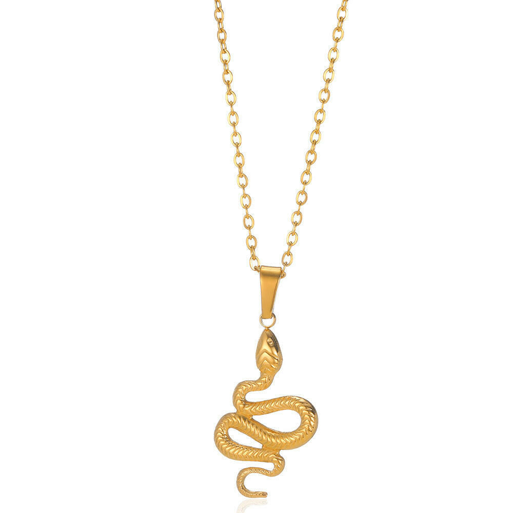 Spirit Snake Pendant – Retro Personalized Necklace for Women.