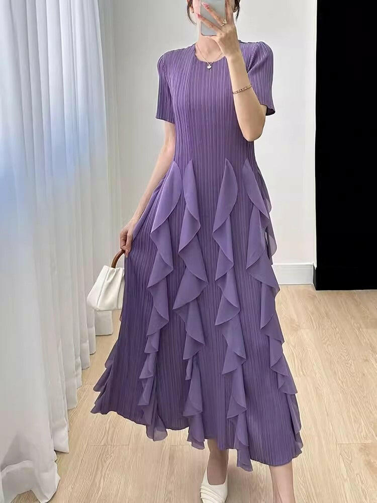 Elegant Dress for Women  New Indie Design High-End Temperament Round Neck Short Sleeve Pleated Dresses Women.