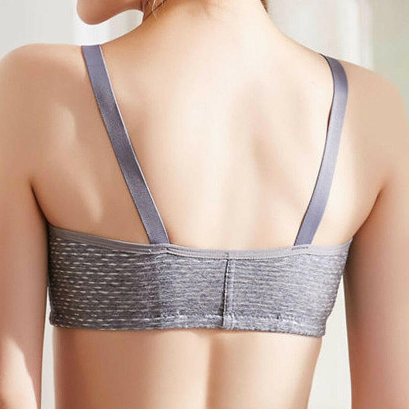 Fashion Seamless Front Button Push-Up Bra - Elegance Meets Comfort.