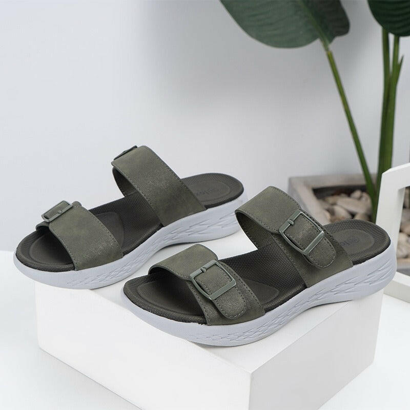 Thick-Soled Women's Caligae Beach Shoes.