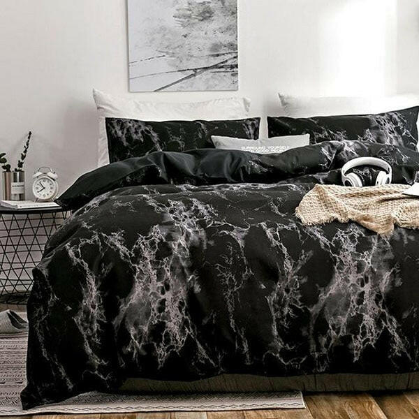 The Bedroom Bedding Is A Comfortable White Marble Pattern Printed Duvet Cover (2/3 Piece Set).