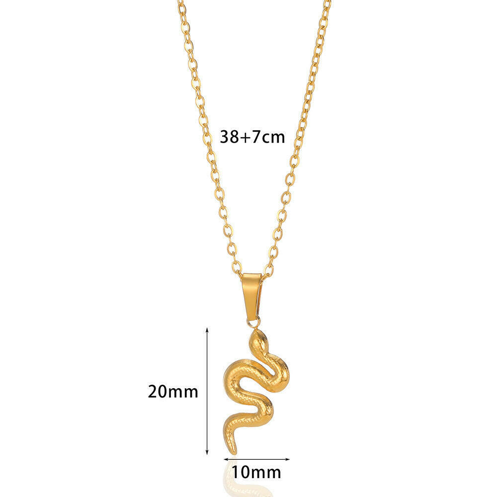 Spirit Snake Pendant – Retro Personalized Necklace for Women.