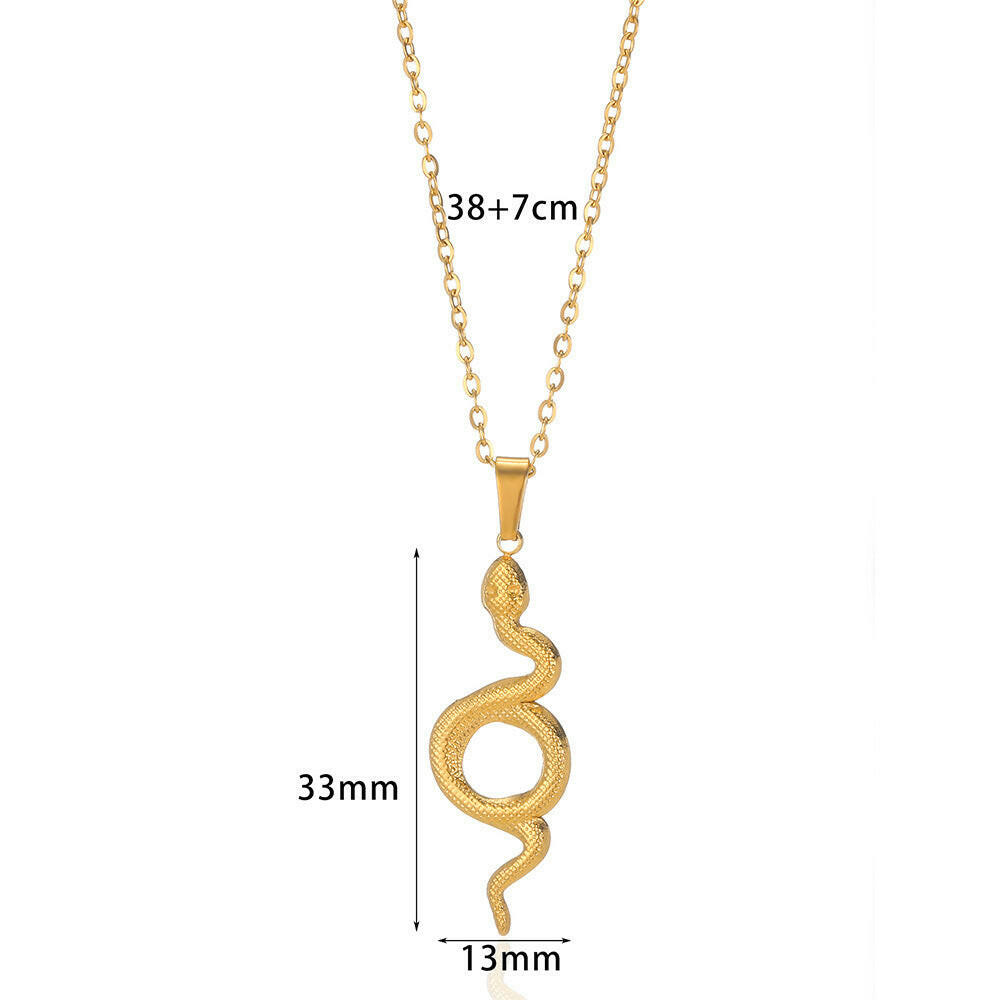 Spirit Snake Pendant – Retro Personalized Necklace for Women.