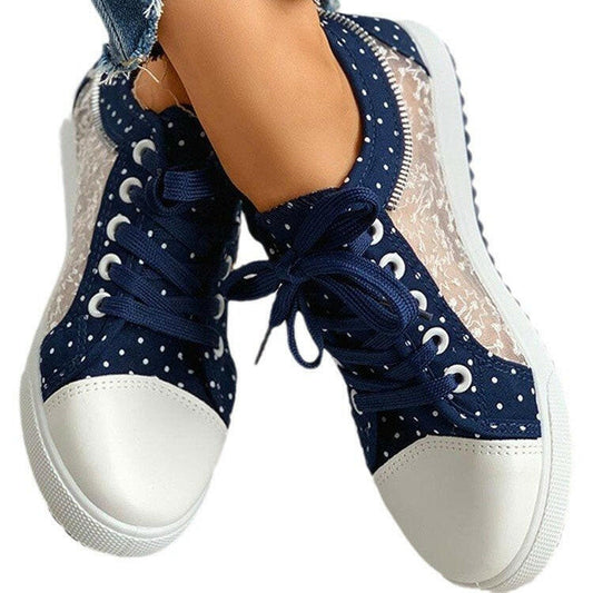 Large mesh student sports board shoes with hollowed out casual flat bottom lace up canvas shoes for women.