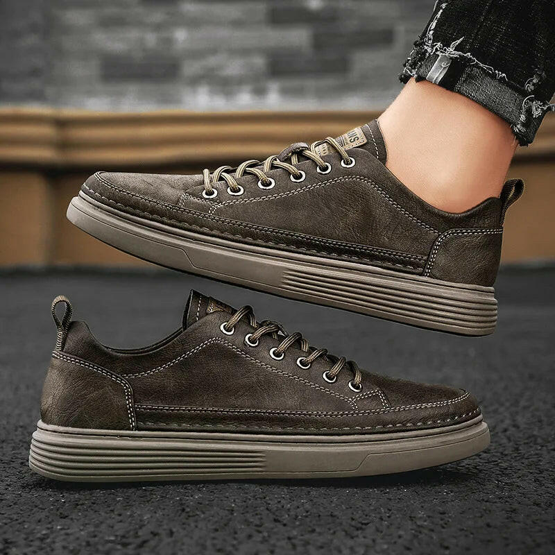 New Brand Men's Casual Leather Shoes Male Sneakers Comfortable Flat Shoes High End Fashion Lace Up Shoes for Men Tenis Masculino.